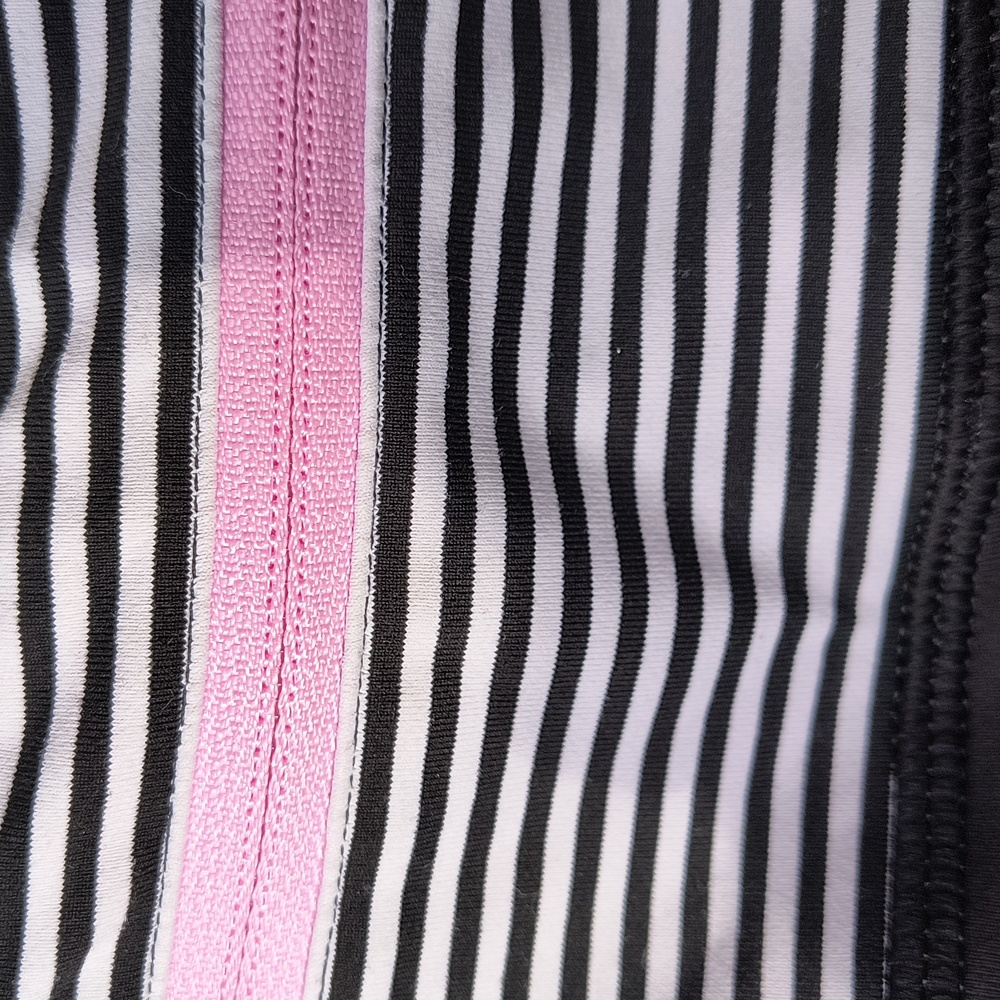 Lululemon Rare 2014 Seawheeze legging - Picture 11 of 11
